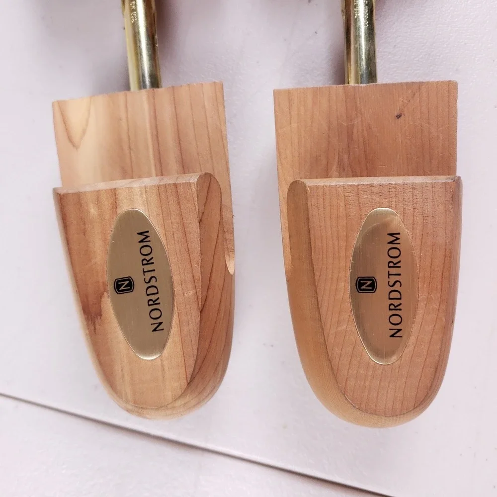 Nordstrom Cedar Wood Shoe Trees Men Split Toe Made in USA Aromatic Shoe Care - Picture 3 of 8